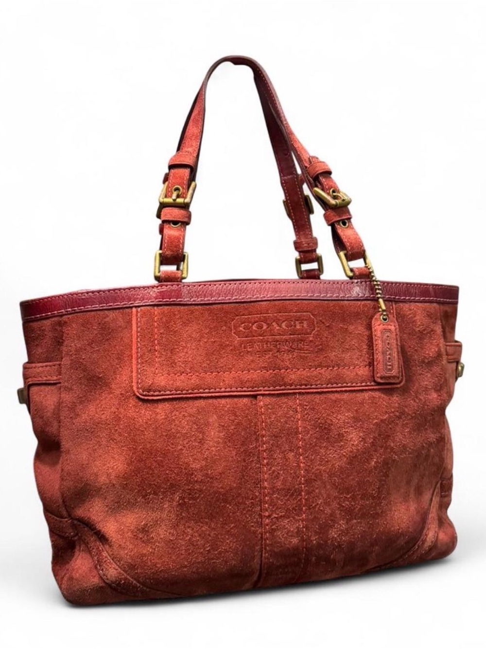 Vintage Coach Hamptons carryall tote in a stunning deep wine red suede 🍷✨